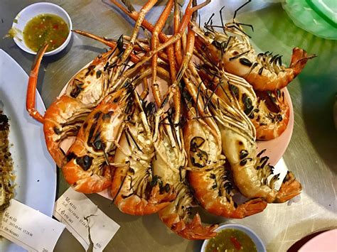 2 รูปกุ้ง